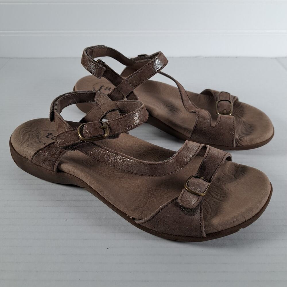 Taos Footwear Beauty 2 Strappy Sandals Womens 7 Taupe Metallic Leather Comfort